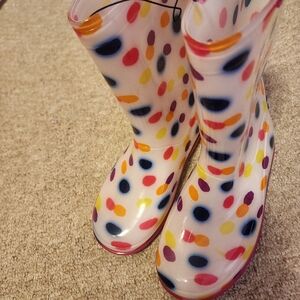 Size 4 Girls Rainboots, NWT